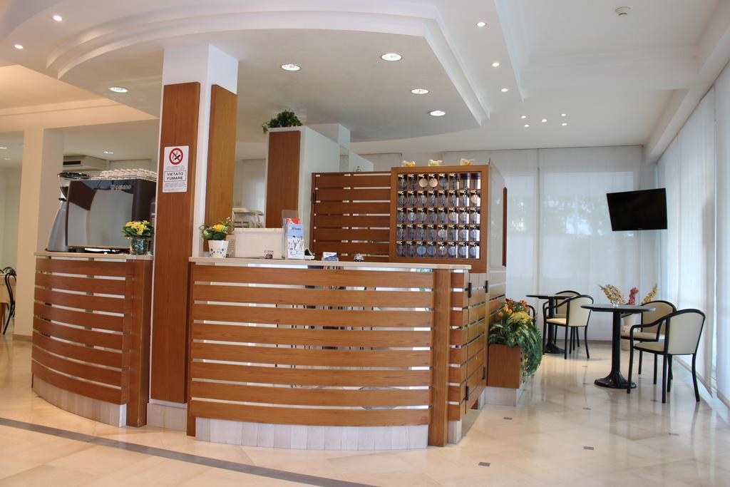 Hotel Massimo Ριτσόνε Εξωτερικό φωτογραφία