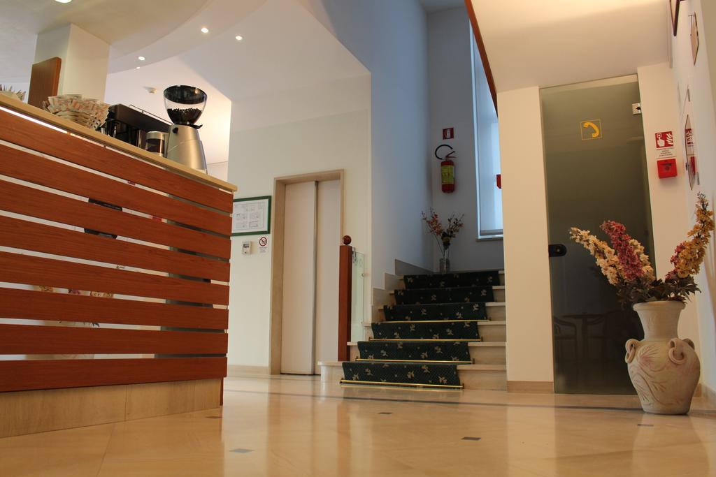 Hotel Massimo Ριτσόνε Εξωτερικό φωτογραφία