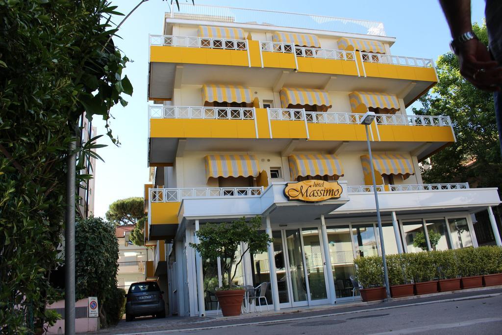 Hotel Massimo Ριτσόνε Εξωτερικό φωτογραφία