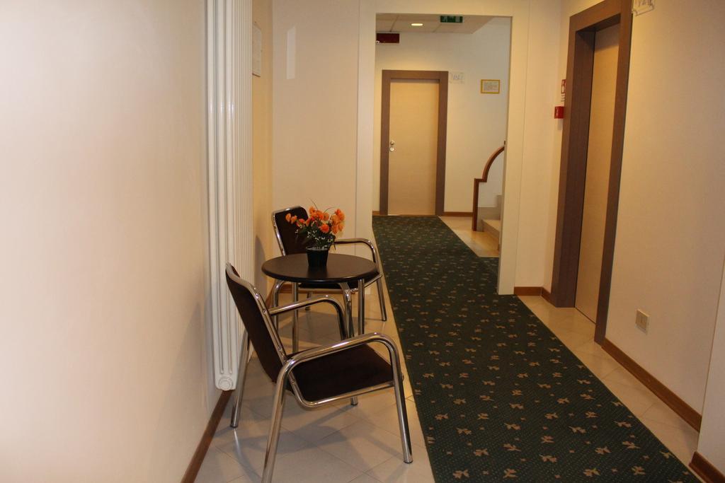 Hotel Massimo Ριτσόνε Εξωτερικό φωτογραφία