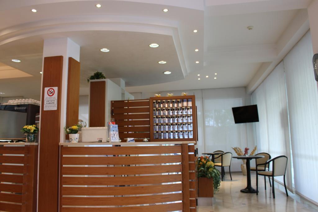 Hotel Massimo Ριτσόνε Εξωτερικό φωτογραφία