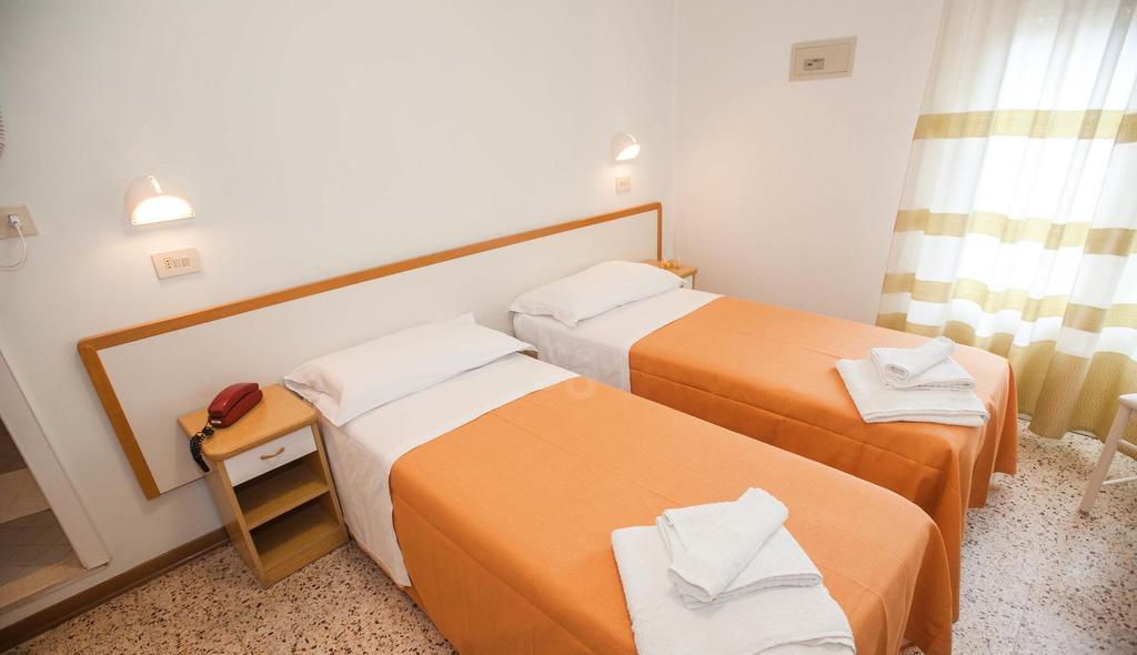 Hotel Massimo Ριτσόνε Εξωτερικό φωτογραφία